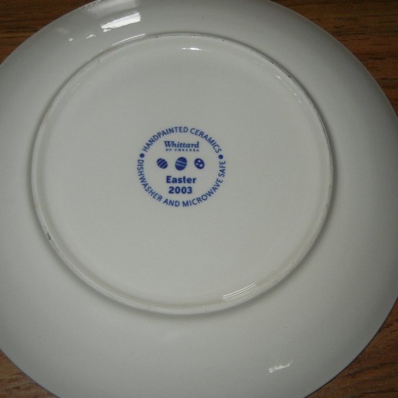 Whittard of Chelsea Clever Bunnies small plate Easter 2003 Hard to Find - Picture 3 of 3